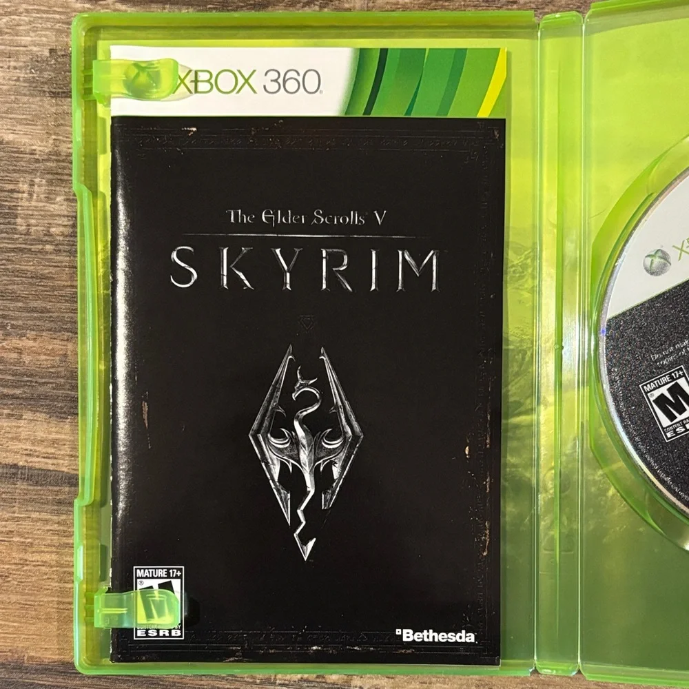 The Elder Scrolls V: Skyrim Video Game for Xbox 360 with Map